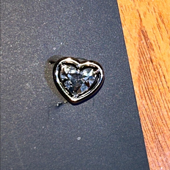 Brand New in Box Coach Silver Tone Heart Halo Stud  Earrings - Picture 4 of 11